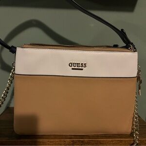Guess crossbody purse